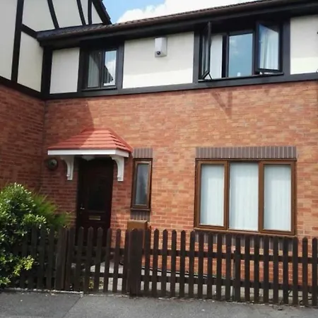 Richflo Holiday Rentals Manchester Exterior photo